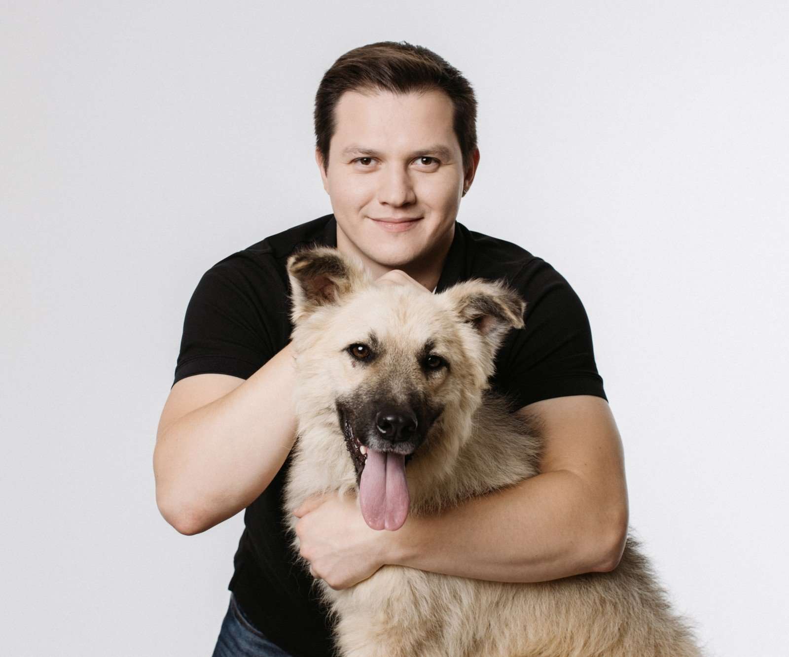 Преданней собаки нету существа: Сергей Лазарев и Ирина Горбачева рассказали, как животные из приюта меняют жизнь