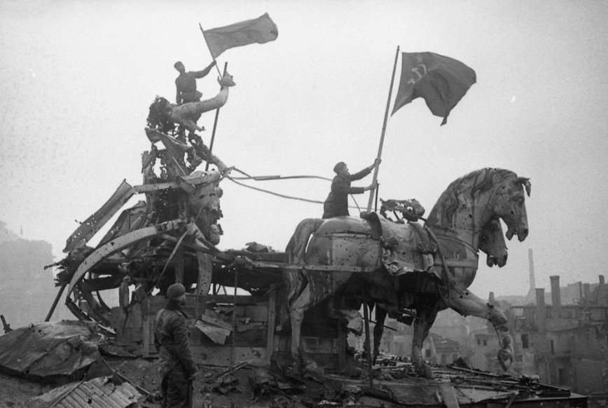 Победный месяц: май 1945 года