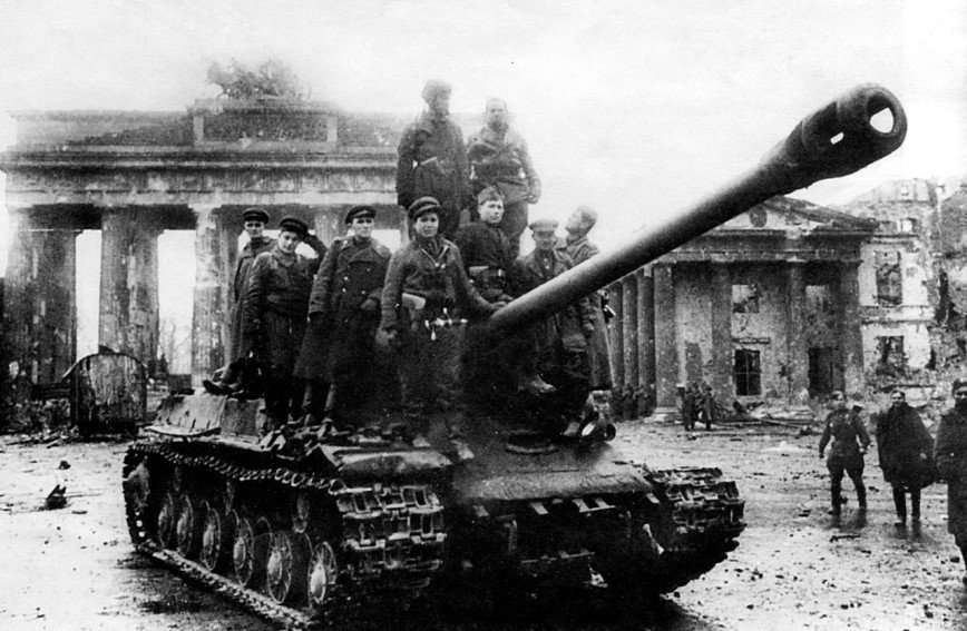 Победный месяц: май 1945 года
