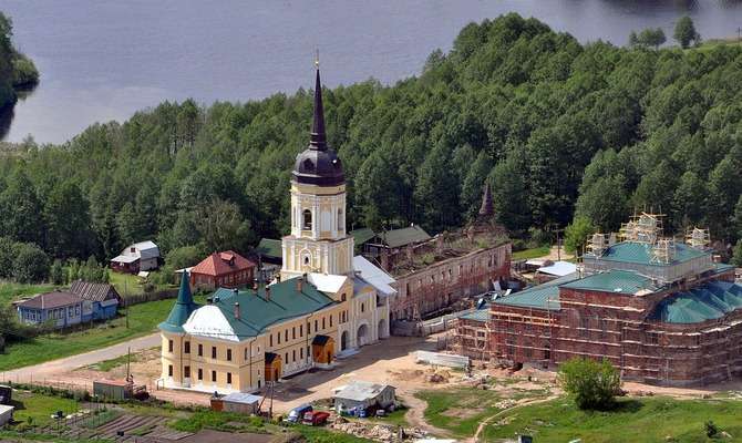Легенди Ніколо-Радовицкого монастиря