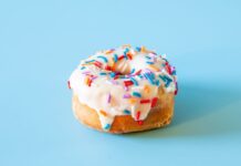 Ультраоброблені продукти пов’язані зі зростанням захворюваності на рак товстої кишки