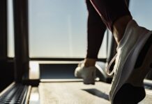 Тренування на Біговій Доріжці: Максимізуйте Швидкість та Витривалість у Закритому Приміщенні