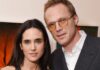 Пол Беттані припинив чутки про розлучення рідкісними сімейними фотографіями