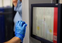 Висока ціна автентичності: як вижити у світі, який відмовляється вас помічати