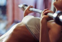 Зв’язок Силових Тренувань зі Зниженням Ризику Депресії, Особливо у Жінок: Нові Дослідження